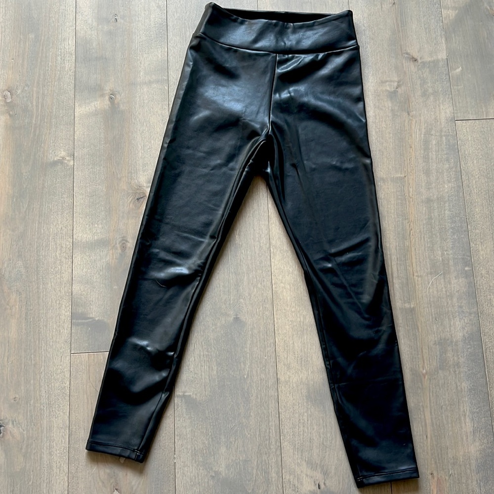 Abercrombie and Fitch Ultra High Rise Vegan Leather Fabric Leggings
